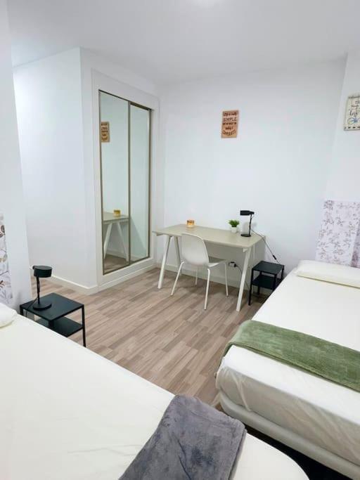 Modern Apartment In Malaga - Rosas 외부 사진